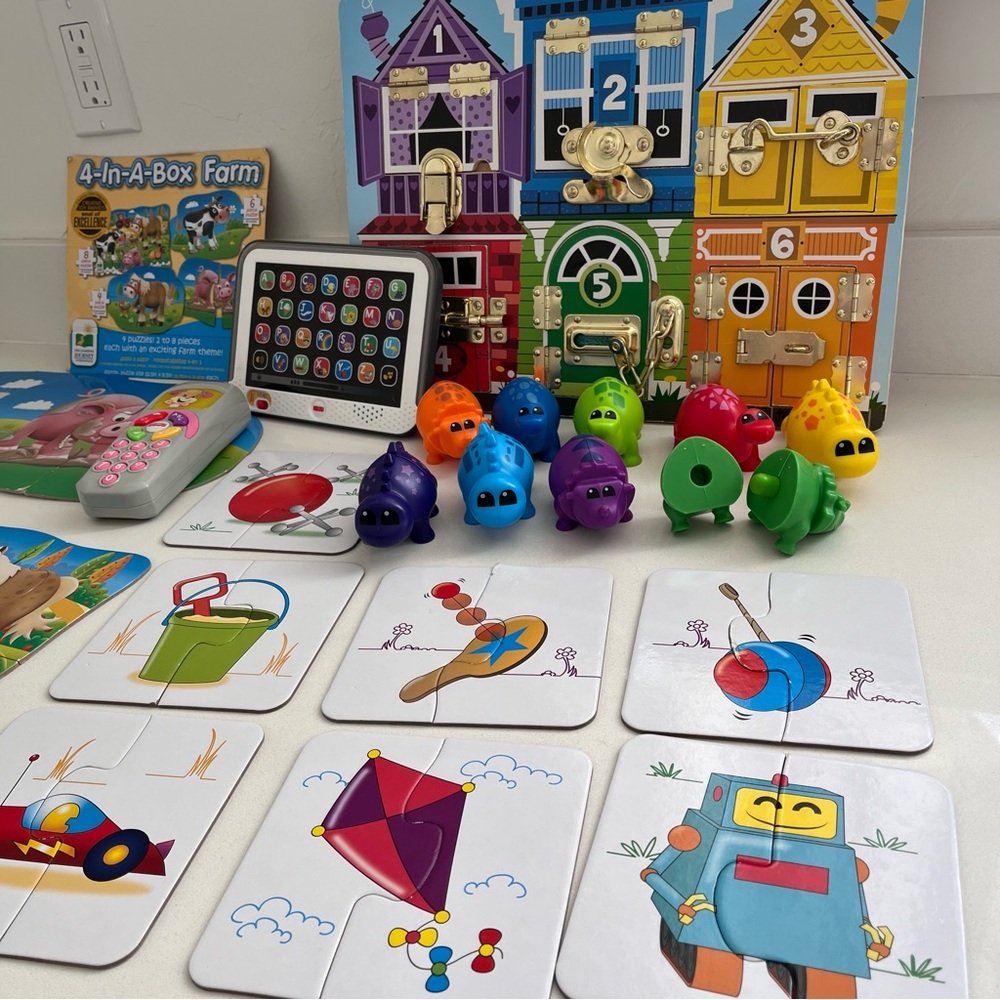 Toddler Kids Learning Toy Lot Bundle Puzzles Dinosaurs IPad Remote Control - Picture 5 of 6